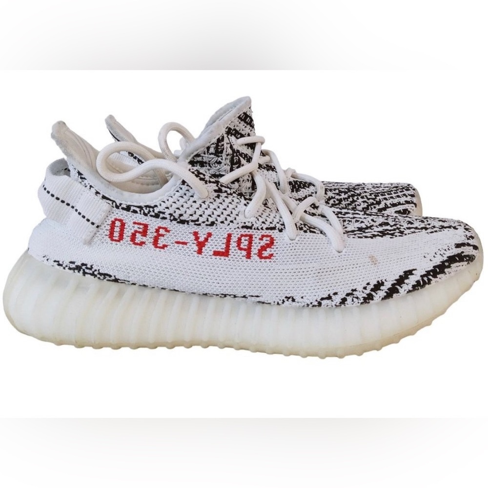 YEEZY Authentic 350 Boost Men’s 6.5 Women’s 8.5